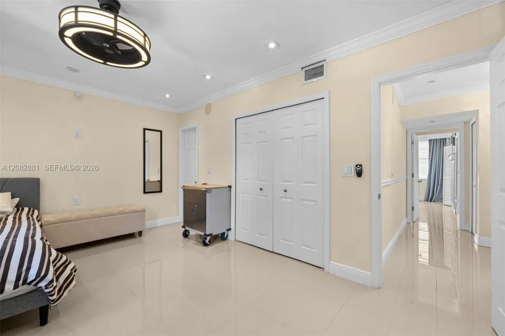 3756 NE 167th St #44 North Miami Beach, FL 33160