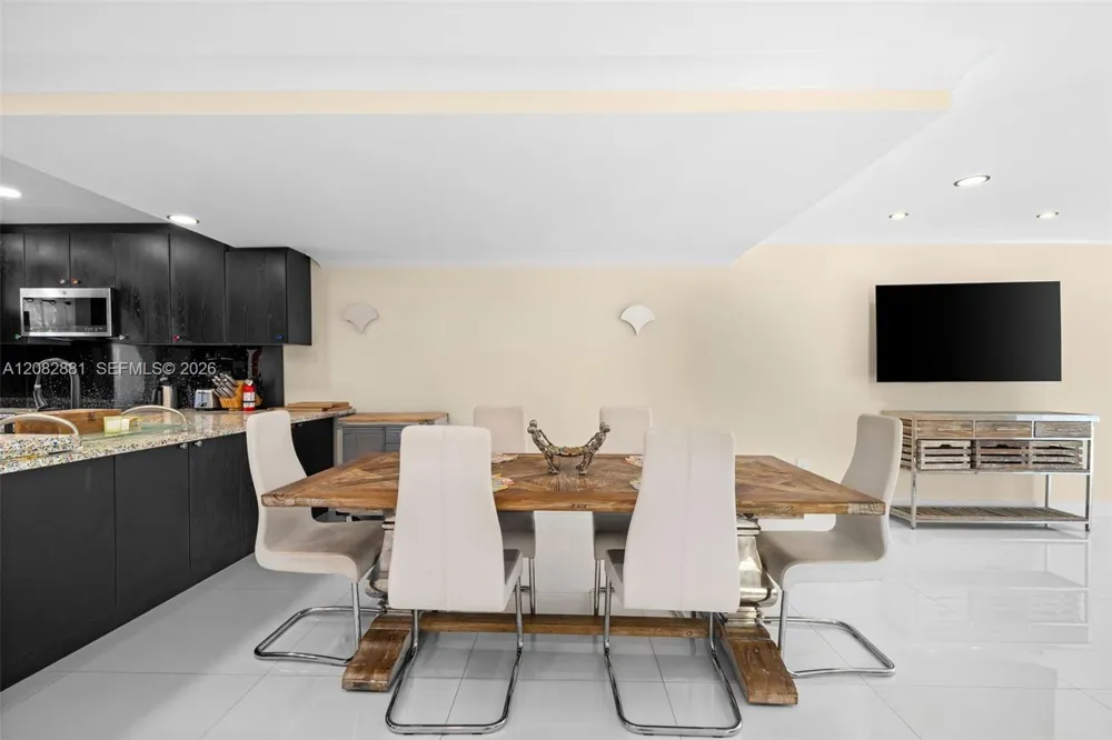 3756 NE 167th St #44 North Miami Beach, FL 33160