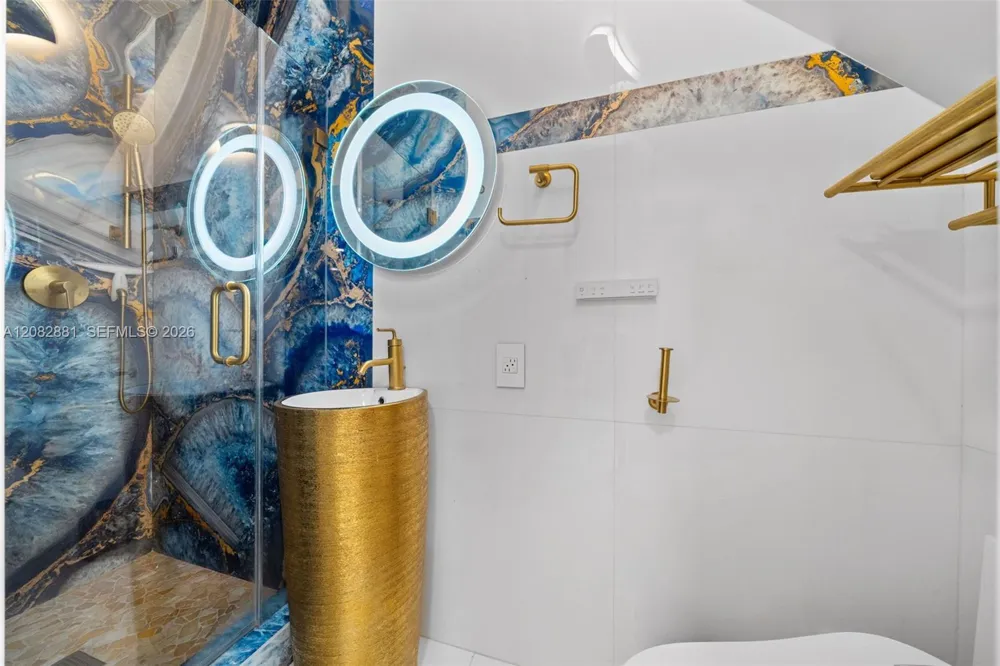 3756 NE 167th St #44 North Miami Beach, FL 33160