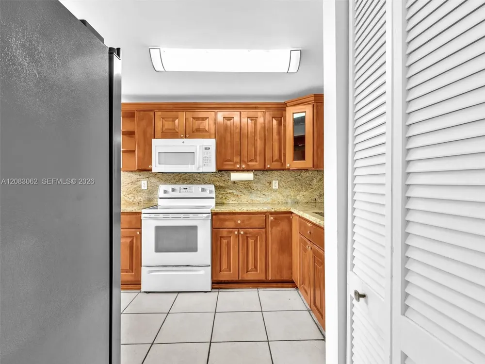 10110 NW 41st St #78-7 Doral, FL 33178