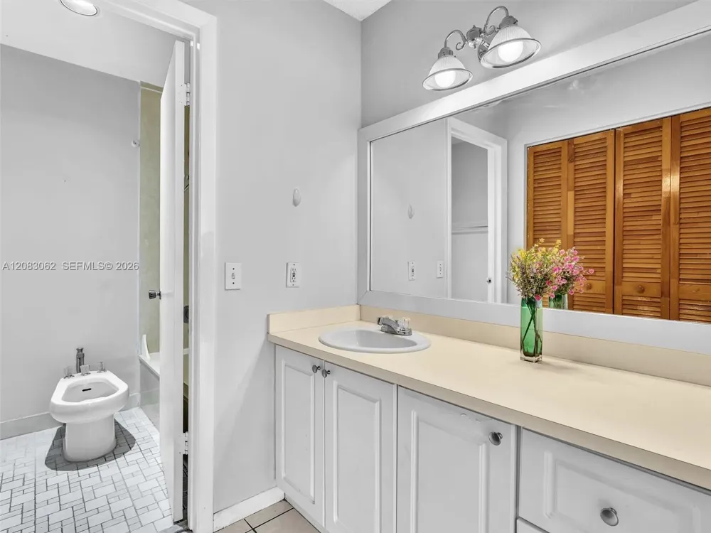 10110 NW 41st St #78-7 Doral, FL 33178
