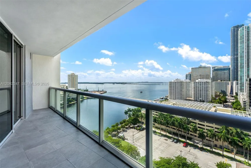 495 Brickell Ave #1811 Miami, FL 33131