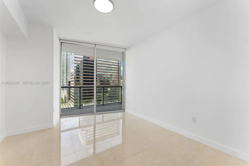 495 Brickell Ave #1811 Miami, FL 33131