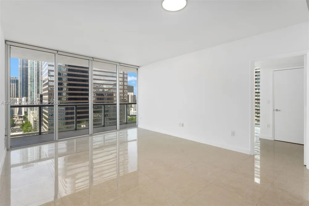 495 Brickell Ave #1811 Miami, FL 33131