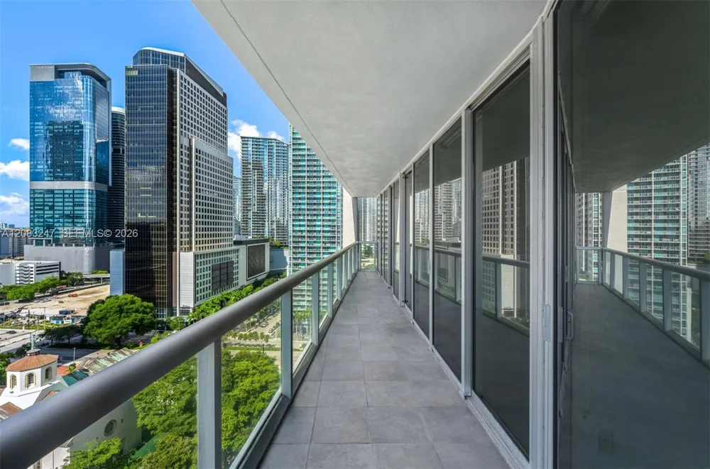 495 Brickell Ave #1811 Miami, FL 33131
