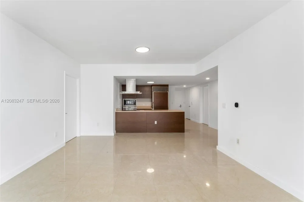 495 Brickell Ave #1811 Miami, FL 33131