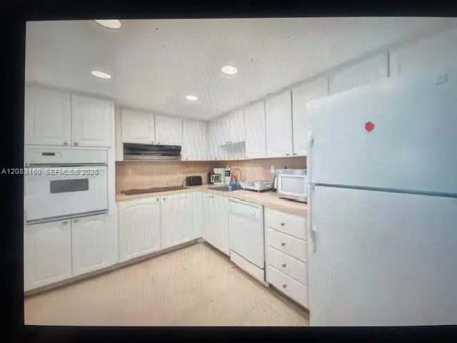 19370 Collins Ave #622 Sunny Isles Beach, FL 33160