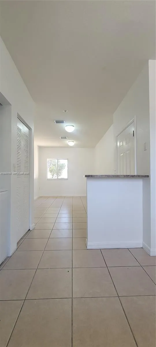33 E 20th St #203 Hialeah, FL 33010