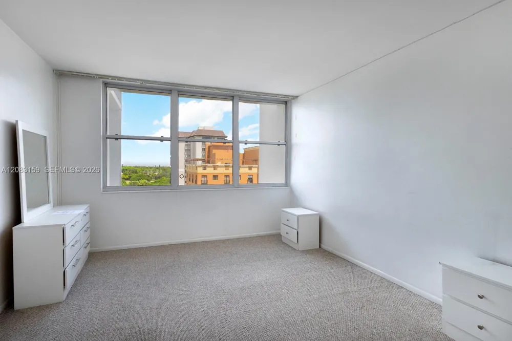 700 Biltmore Way #719 Coral Gables, FL 33134