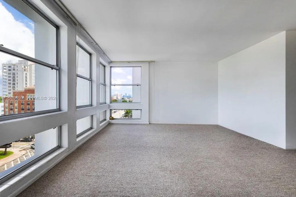 700 Biltmore Way #719 Coral Gables, FL 33134