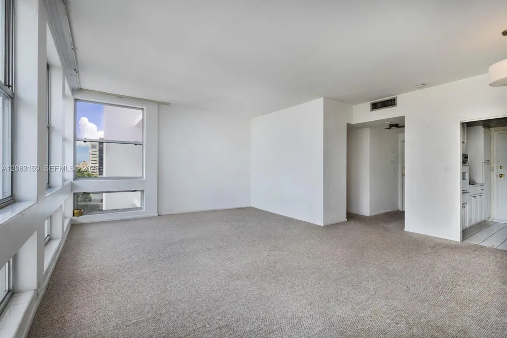 700 Biltmore Way #719 Coral Gables, FL 33134