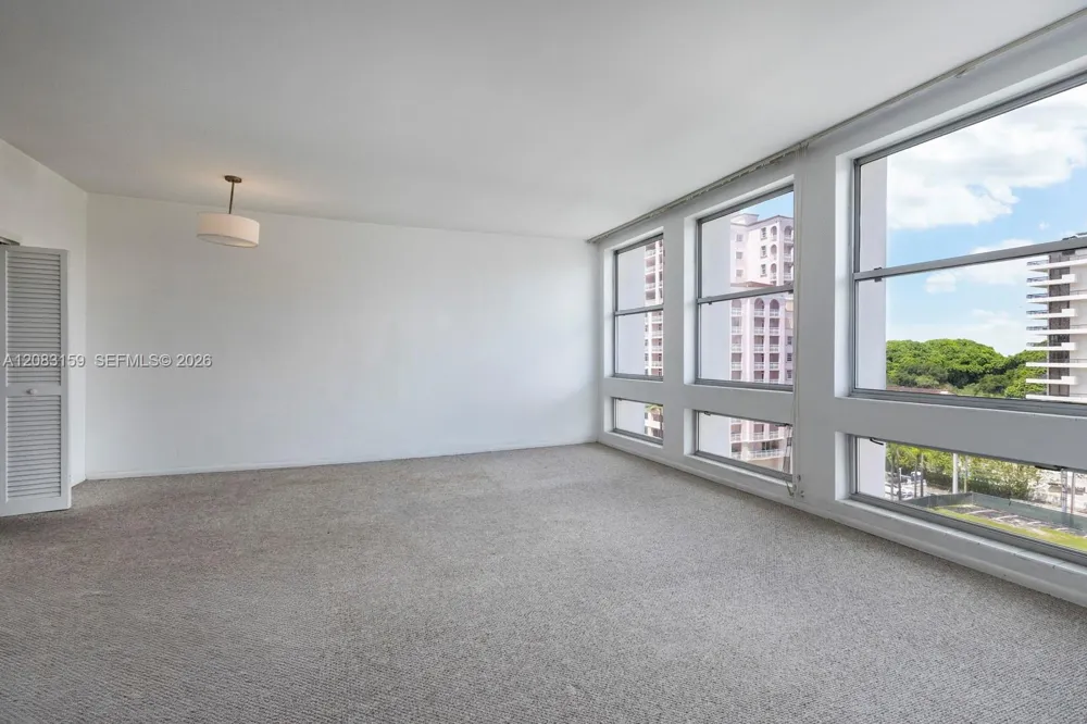 700 Biltmore Way #719 Coral Gables, FL 33134