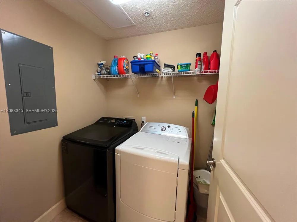 1809 1ST #402 Jacksonville, FL 32250