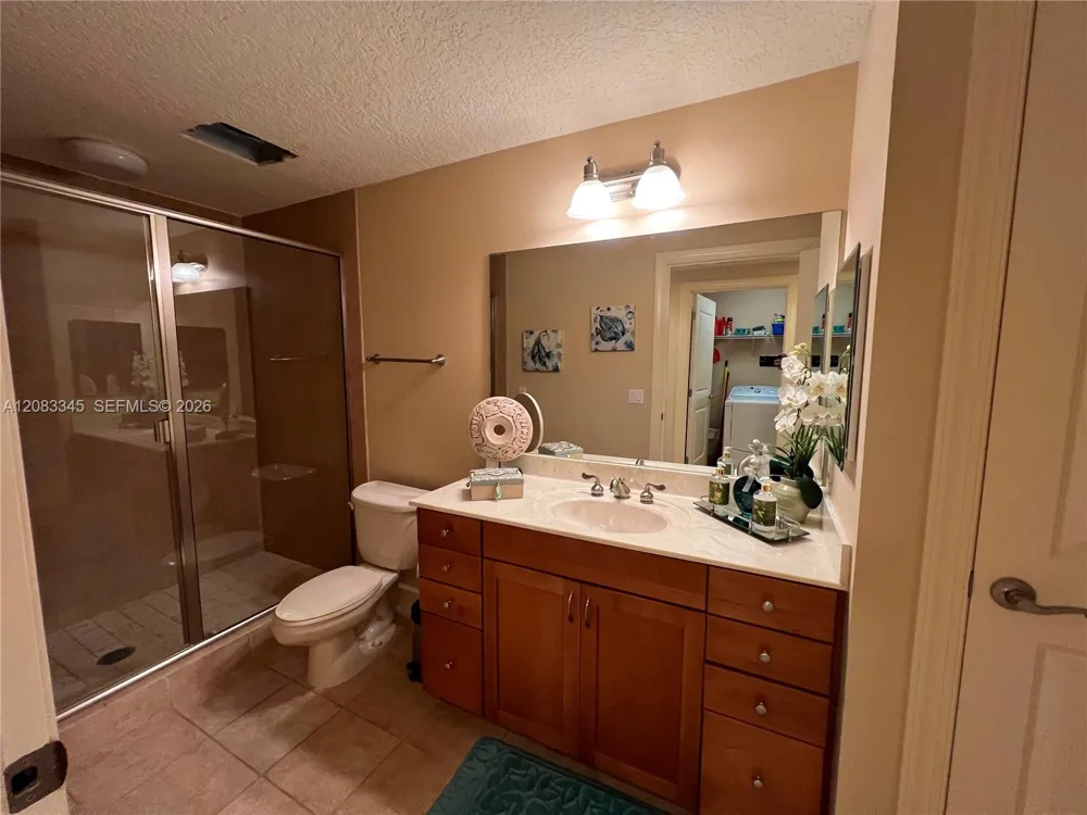 1809 1ST #402 Jacksonville, FL 32250