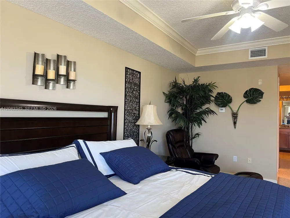 1809 1ST #402 Jacksonville, FL 32250