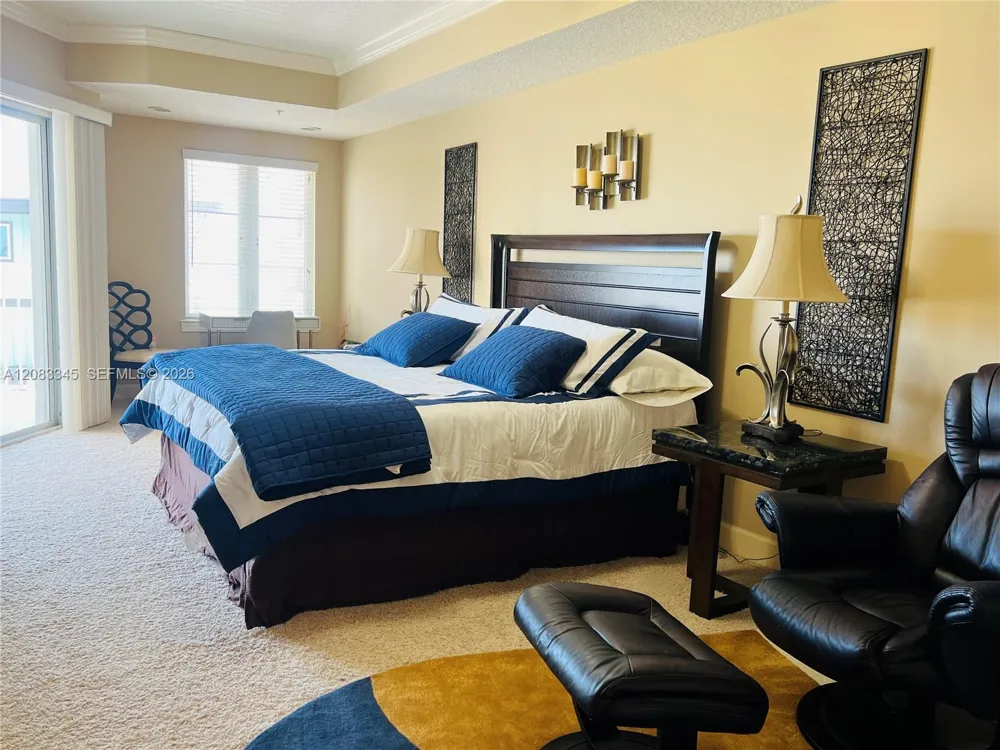 1809 1ST #402 Jacksonville, FL 32250