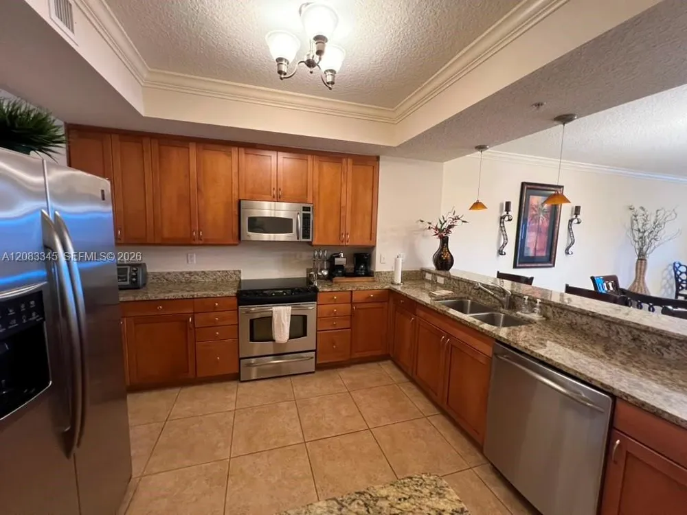 1809 1ST #402 Jacksonville, FL 32250