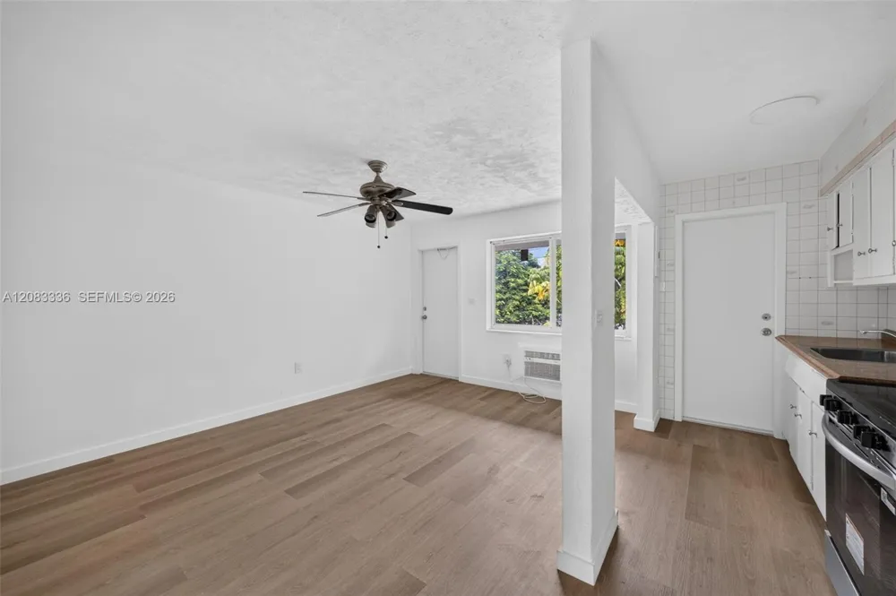 60 NW 79th St #24 Miami, FL 33150
