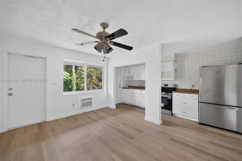 60 NW 79th St #24 Miami, FL 33150
