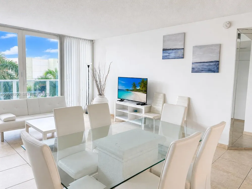 3505 S Ocean Dr #402 Hollywood, FL 33019
