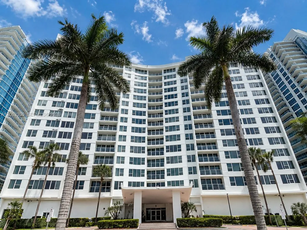 3505 S Ocean Dr #402 Hollywood, FL 33019