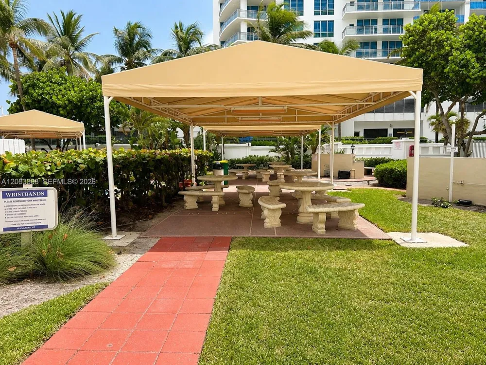 3505 S Ocean Dr #402 Hollywood, FL 33019