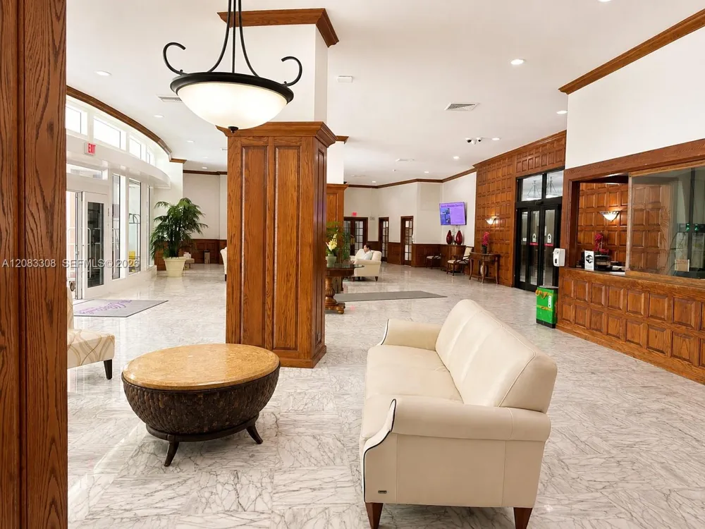 3505 S Ocean Dr #402 Hollywood, FL 33019