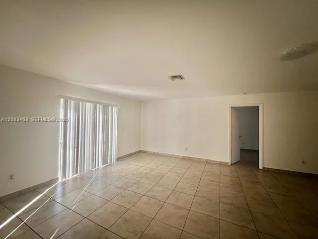 2746 Johnson St #W Hollywood, FL 33020