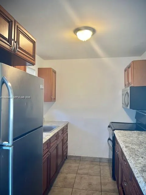 2746 Johnson St #W Hollywood, FL 33020