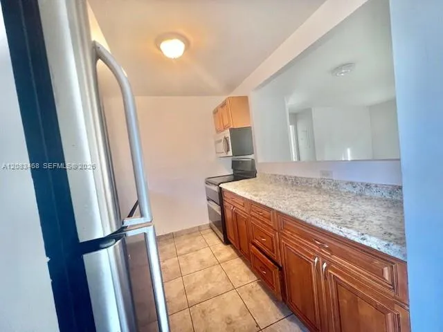 2746 Johnson St #W Hollywood, FL 33020