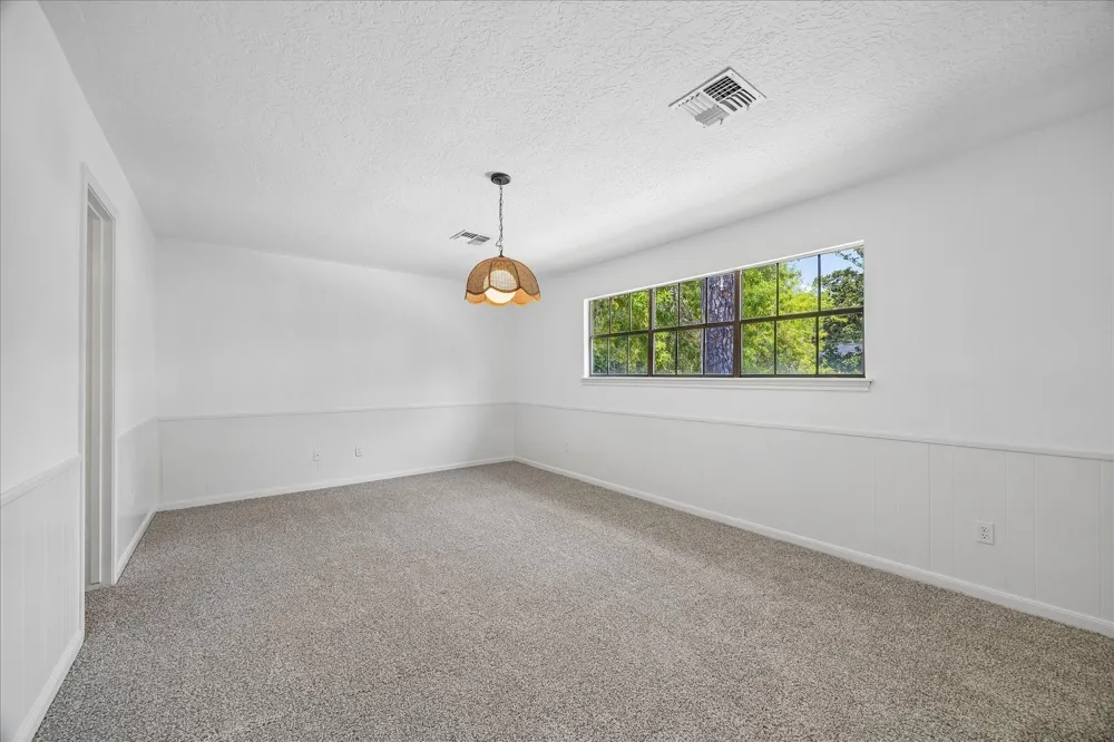 5410 Red Cliff Drive Kingwood, TX 77345