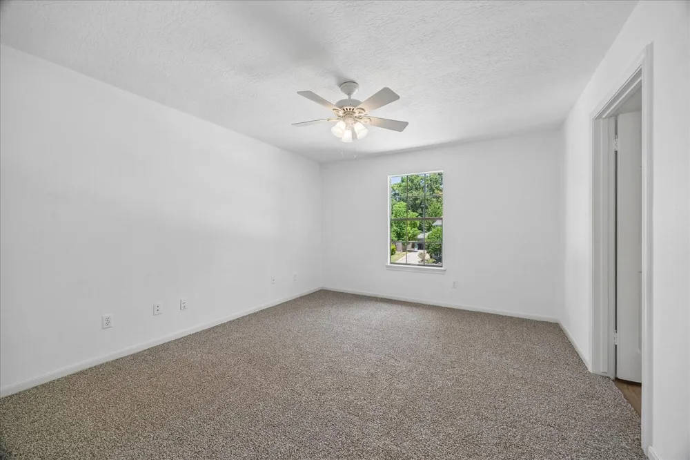 5410 Red Cliff Drive Kingwood, TX 77345
