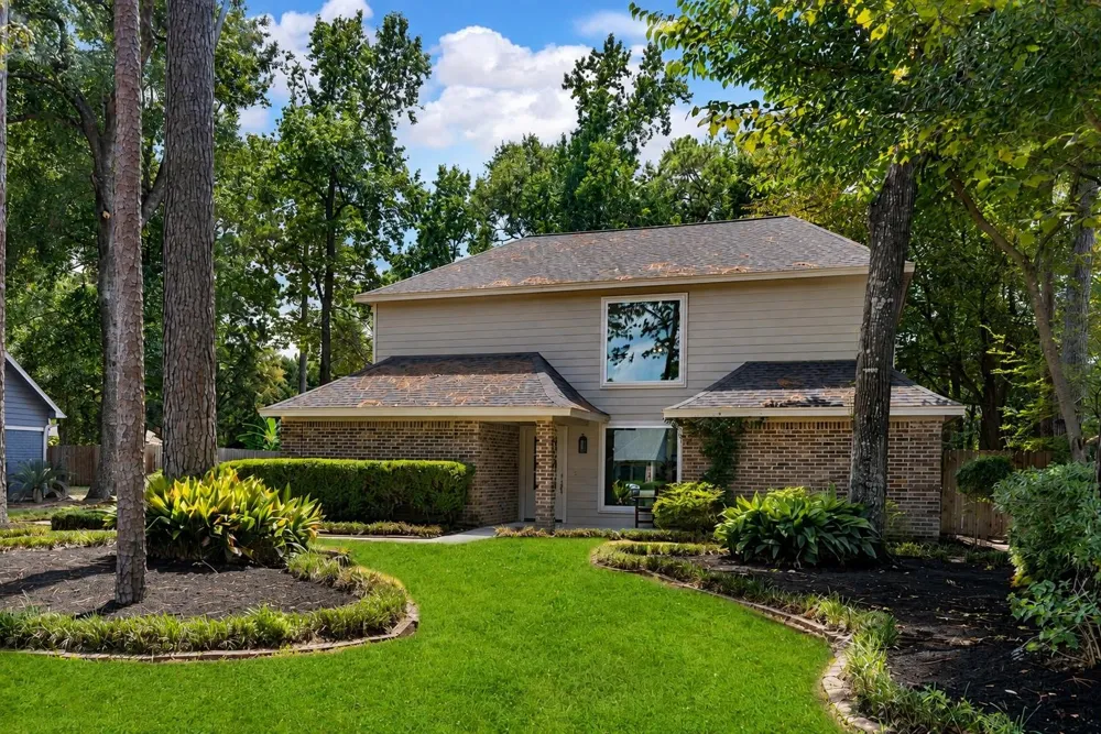 21 Wakerobin Court The Woodlands, TX 77380