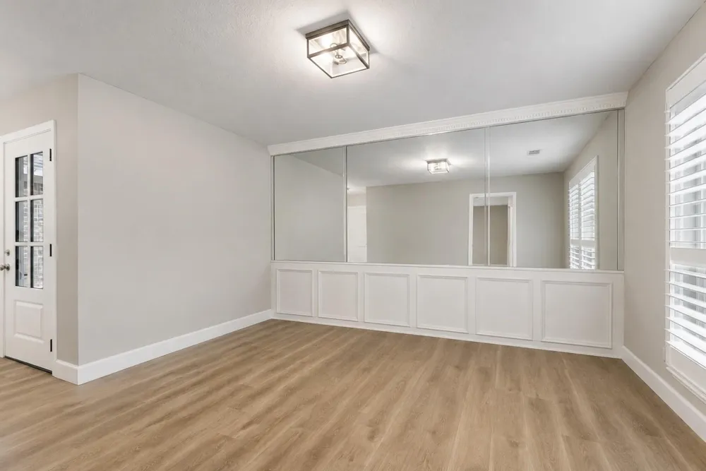 21 Wakerobin Court The Woodlands, TX 77380