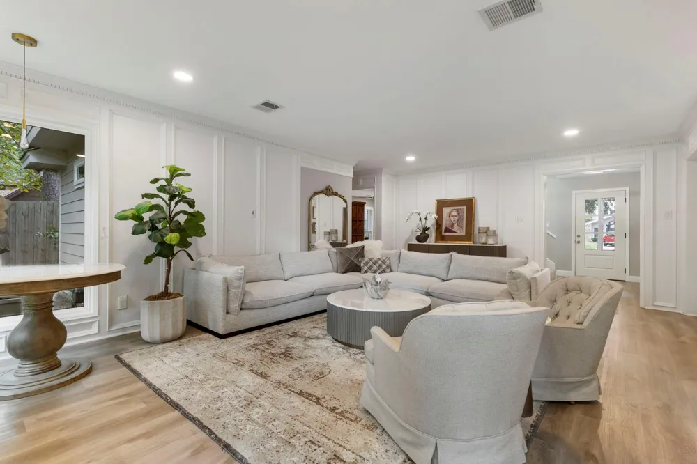 21 Wakerobin Court The Woodlands, TX 77380
