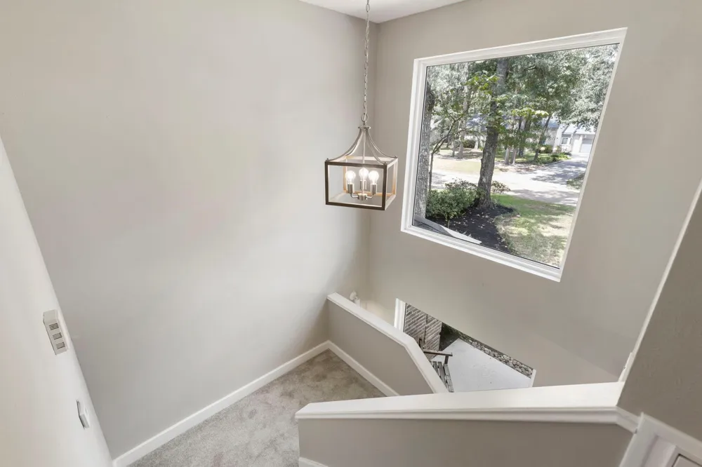 21 Wakerobin Court The Woodlands, TX 77380