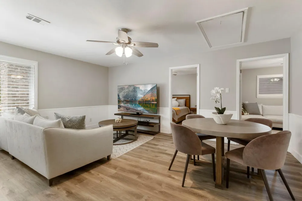 21 Wakerobin Court The Woodlands, TX 77380