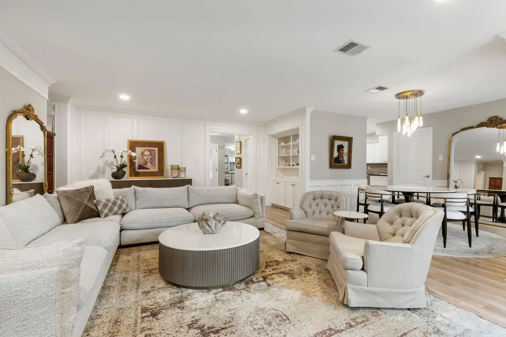 21 Wakerobin Court The Woodlands, TX 77380