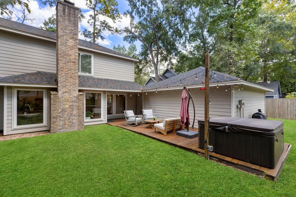 21 Wakerobin Court The Woodlands, TX 77380
