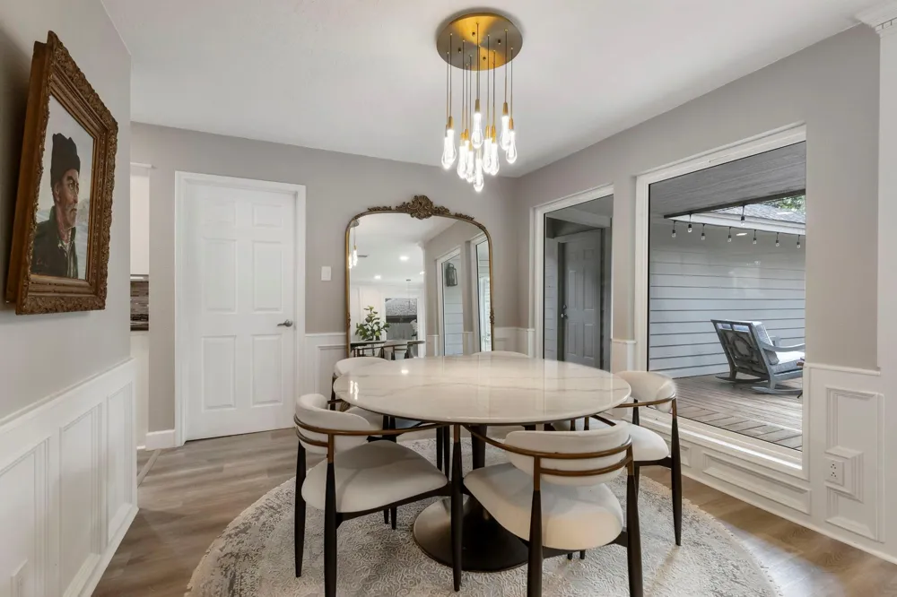 21 Wakerobin Court The Woodlands, TX 77380