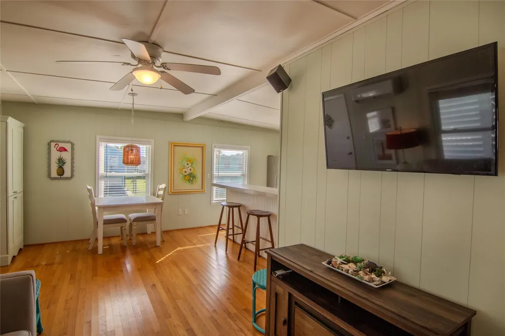 4123 Liberty Drive Galveston, TX 77554