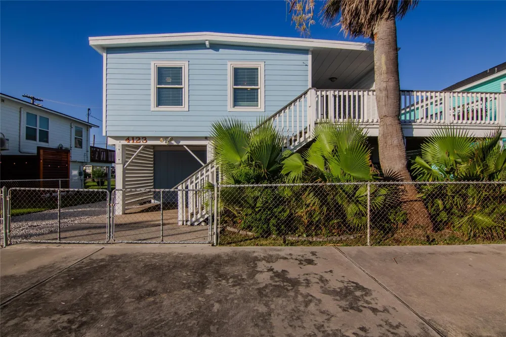 4123 Liberty Drive Galveston, TX 77554