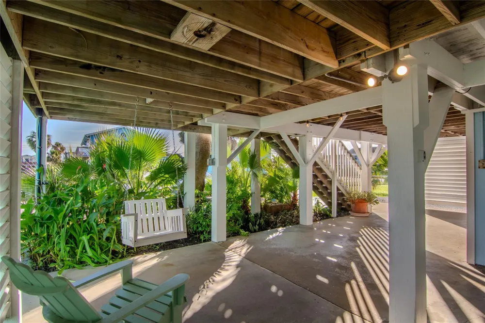 4123 Liberty Drive Galveston, TX 77554