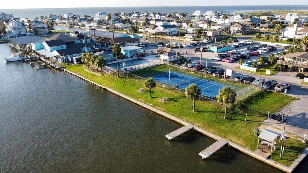 4123 Liberty Drive Galveston, TX 77554