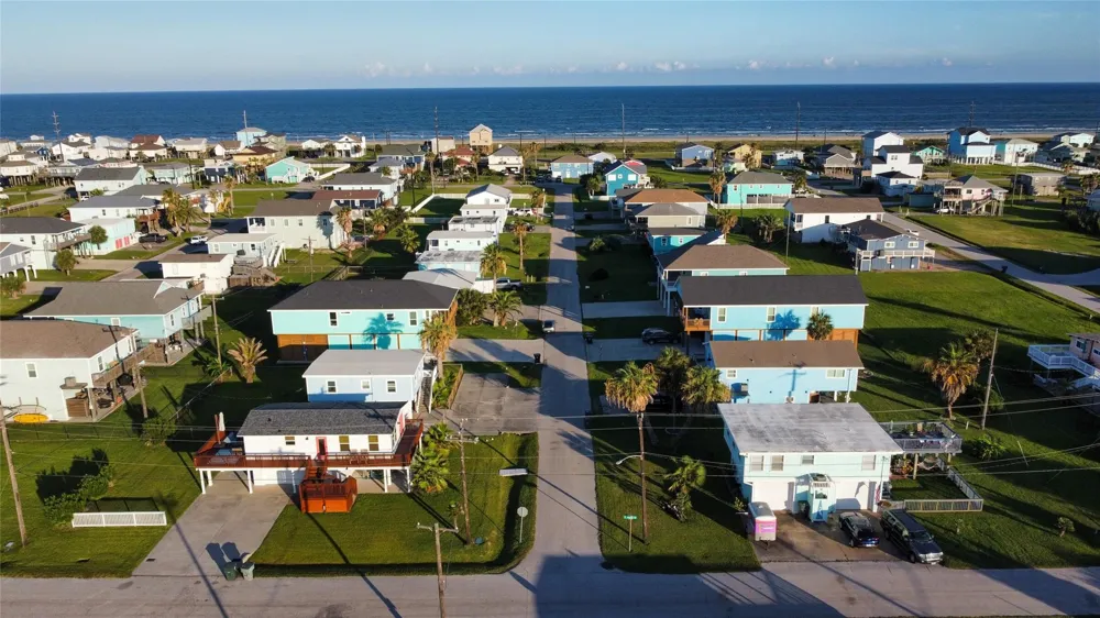 4123 Liberty Drive Galveston, TX 77554