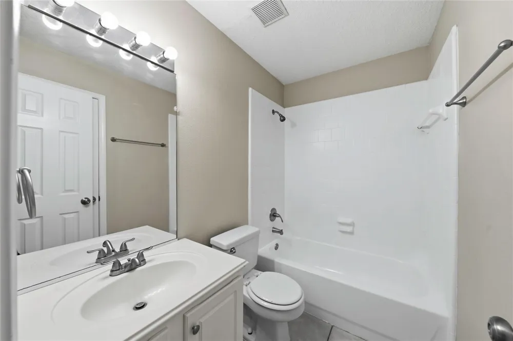 11919 Wortham Landing Drive Houston, TX 77065