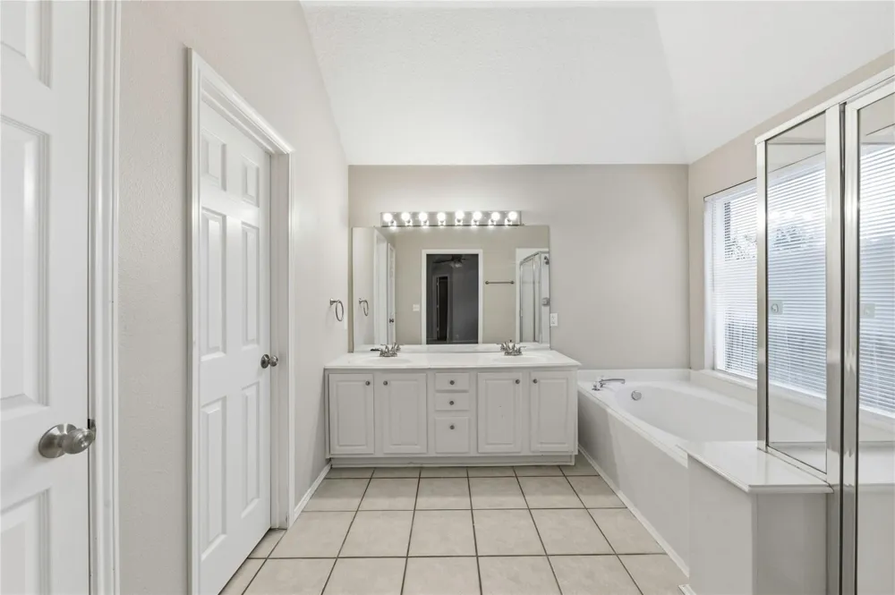 11919 Wortham Landing Drive Houston, TX 77065