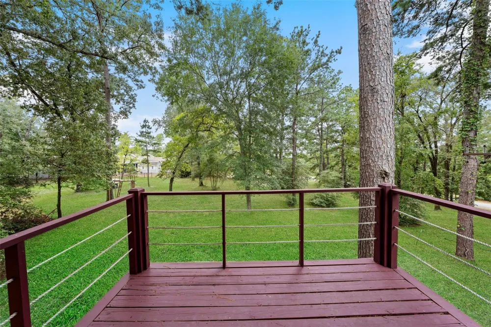 8 Sunny Hill Drive Huntsville, TX 77340