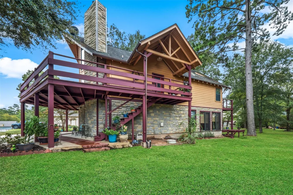 8 Sunny Hill Drive Huntsville, TX 77340