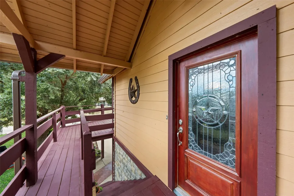 8 Sunny Hill Drive Huntsville, TX 77340